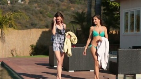 Ellena and her sexy friend go to swim a bit but end up fucking outdoors