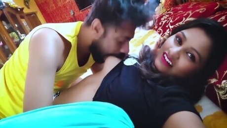 Hot Indian Babe Enjoy Threesome Sex Video