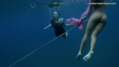 Video  Underwater Show featuring princess's swimming smut