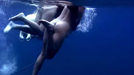Underwater video with beauteous lassie from Underwater Show